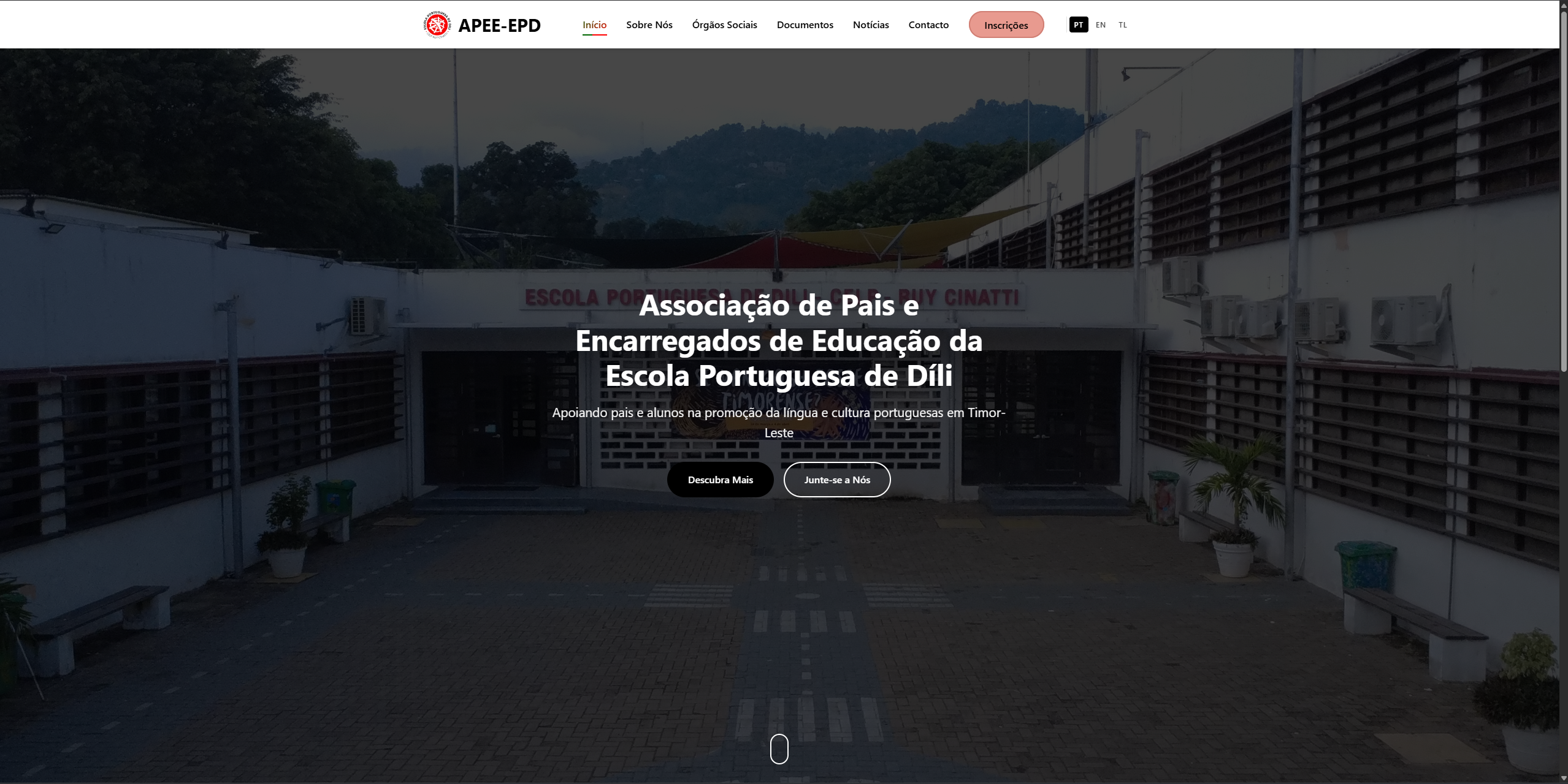 Página inicial do site da Associação Escolar